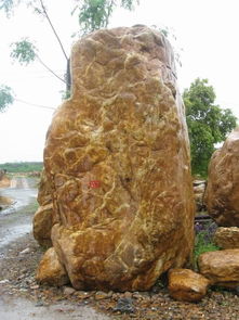 黃蠟石、大型景觀石、園林石英石、鵝卵石的產(chǎn)地、產(chǎn)品與價格全解析